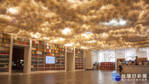 屆滿十四歲的高雄文學館於2/13重新開館啓用。（圖／高雄市立圖書館提供）