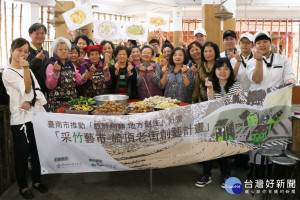 崑山科大師生崎頂老街創藝，傳承古早好滋味。