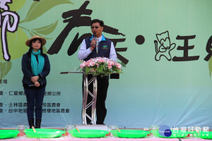 南投梅子節活動25日開幕，縣府舉辦記者會行銷，農業處陳瑞慶處長主持。〈記者吳素珍攝〉