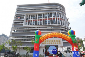 警察局桃園分局同安派出所暨交通警察大隊桃園分隊辦公廳舍新建落成啟用。 
