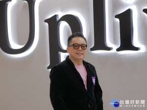 詹惟中上『Up答人秀』節目 送10萬獎金給網友。