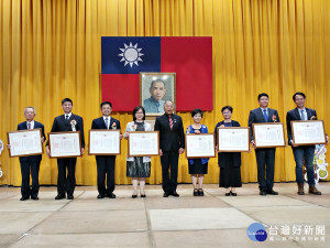武陵高中表揚九位傑出校友   各領域專材展現武陵人特質