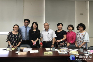 英國德比大學王妍事務長等到長榮大學參訪。