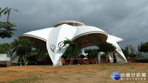 桃園市楊梅區埔心公園「茶鄉•茶香天幕」，舉辦「懷舊金曲之夜音樂會」。