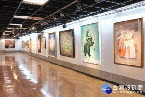 國立嘉義大學視覺藝術系系友邀請展，文化局4樓展覽室展出
