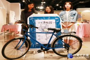 崑山科大辦分手博物館展覽。