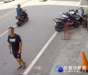 男子竊取他人車牌懸掛，企圖混淆警方辦案，並至市場偷走攤商裝有現金之斜背包，遭警方循線查獲。