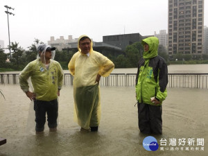 清晨6點宣布停班課挨轟　許立明向高雄市民道歉（圖／翻攝許立明 市長臉書）