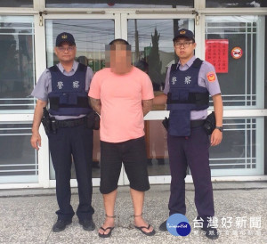 口湖所員警深耕地方，據線報獲悉毒品通緝犯藏匿處，前往埋伏守候，順利逮捕通緝犯並起獲一級毒品海洛因。