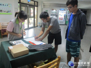 當天可拿3C產品來兌換鍵盤，平板，電腦、手機