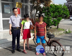 特教生離家走失，倒臥路旁休息，下崙所員警獲報積極協尋，順利連絡到其著急的家屬平安帶回。