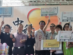 台糖加油站集點80萬元物資，愛心助弱勢團體。