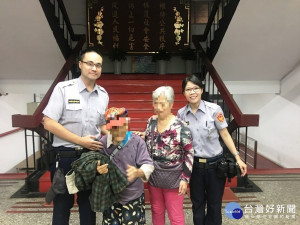 迷途老婦街頭徘徊　熱心警協助返家
