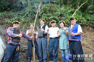 霧台井步山植樹　潘孟安期許打造南台灣賞櫻勝地