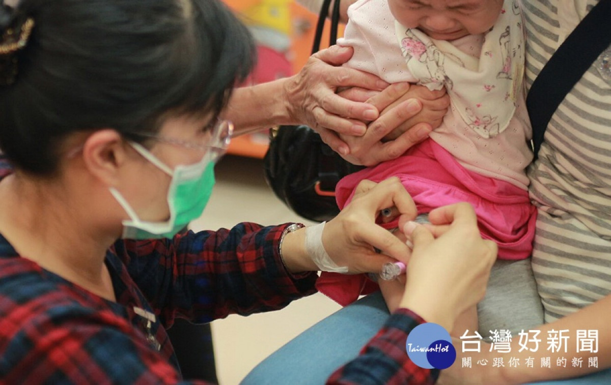 網傳有嬰幼兒因接種流感疫苗後死亡，桃園市政府巷衛生局斥假消息。
（圖／資料照片）