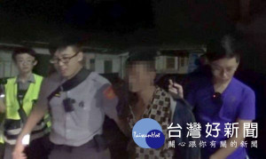 北港警方宣示掃毒決心，積極佈線訪查，逮獲遭地檢署發布拘提的毒蟲，並起獲二級毒品安非他命。（記者陳昭宗拍攝）