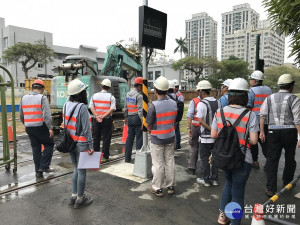 高雄環狀輕軌捷運-工地評鑑。（圖／記者何沛霖攝）