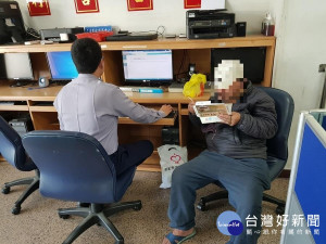抱病男子街頭徘徊　暖警助安置