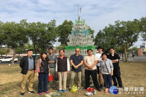 長榮大學環保聖誕樹移至大潭社區及大潭國小。