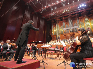 夢蓮花基金會「2019踏浪而歌–讚頌音樂會」，1/14-15國家音樂廳演出。