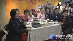 王瞳擔任育成愛心大使　邀民眾認購愛心年菜