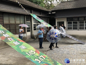 集集國中八年級學生戲劇表演，真摯勇敢地演出他們的生命故事。
