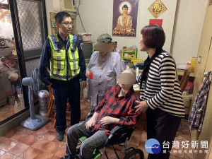 年節送暖　屏警主動關懷獨居長者