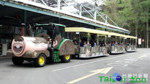 「穿山甲」列車，為了迎接難得的228四天連續假期，特地趕在2月下旬完成試營運（圖／台北市立動物園提供）