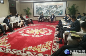 南投縣長林明溱率團訪問國務院台灣事務辦公室主任劉結一。(縣府提供）