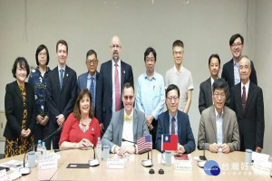 美國聖湯馬斯大學休士頓分校校長等一行人至長榮大學參訪。