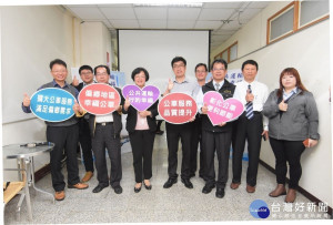 彰化縣政府新增三條極限公車路線，服務偏鄉村落長青族。圖／記者鄧富珍攝