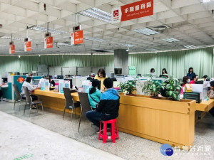 高市勞工局補助北漂青年返鄉就業安居。（圖／記者理組東攝）