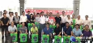 草屯三家廠商捐贈全鎮27里噴霧機。