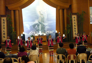 921大地震即將屆滿20周年前夕，慈濟基金會19日在慈濟埔里聯絡處舉辦「情牽大愛村 」感恩茶會。