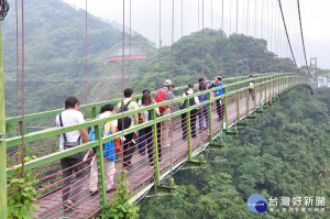 跟著族人的腳步前往東埔一鄰進行部落歷史及生態導覽。