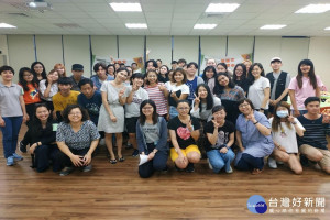 長榮大學辦漢字闖關互動交流活動。