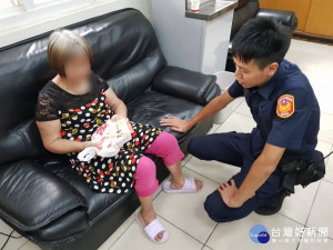大林派出所警員獲報到場處理，湯婦身上無任何證件，研判迷路帶回派出所休息。
