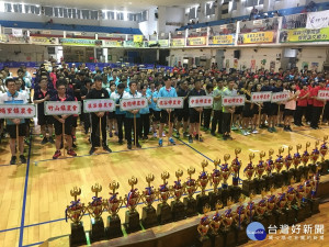 南投縣13鄉鎮市農會選手齊聚一堂競技。（記者扶小萍攝）