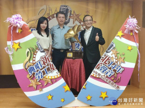 勞工局長陳瑞嘉、代言人孔鏘老師、活力之星亞軍王冠倩等出席起跑記者會。（圖／記者黃村杉攝）