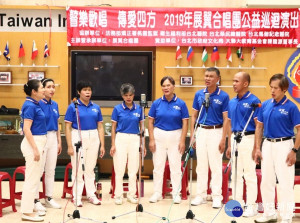 展翼合唱團17日於衛生福利部臺北醫院巡迴演出