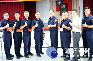 北港警分局108年上半年共有6個單位，合計7案勤業務獲得雲林縣警局評列績優，分局長王立德於「聯合勤教」公開頒獎表揚，激勵士氣。
