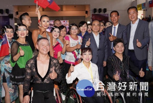 前立法院院長王金平蒞臨媽祖盃輪椅體育運動舞蹈國際公開賽，替台灣隊選手加油打氣。