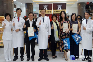 奇美醫結合紙風車宣導病人自主權利法。