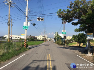 照亮回家的路！　中市設太陽能閃光號誌示警