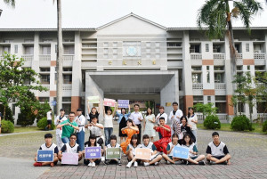 中興高中辦中興女孩日攜手前行。（中興高中提供）
