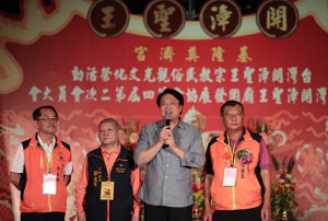 民進黨中執會23日通過不分區立委提名委員會成員名單，其中屬正國會體系的現任基隆市長林右昌發言人李晏榕亦成為不分區立委提名委員會成員之一。（圖／基隆市政府）