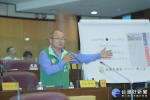 市議員游吾和關注機場鄰近地區噪音問題。(圖／桃園市議會提供)