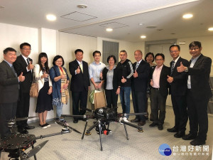 彰化縣府團隊參訪日本最大無人機廠商。圖／彰化縣政府提供