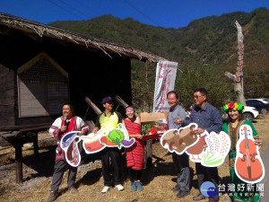 奧萬大森林遊樂區舉辦「草地野餐音樂會」活動，讓遊客體驗在美麗的奧萬大草坪上，一邊野餐一邊享受音樂飄香的浪漫，並帶領遊客拜訪悠遊原鄉部落風光。