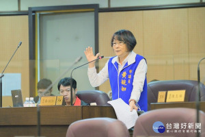 市議員黃婉如爆料，市府有6名主管疑涉及性騷擾，遭外界諷為「豬哥團隊」。(圖／桃園市議會提供)